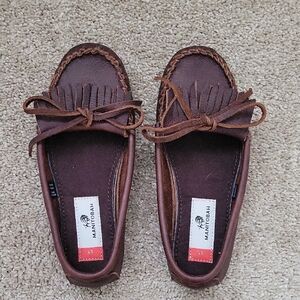 Manitobah Brown Women's Moccasin Loafers